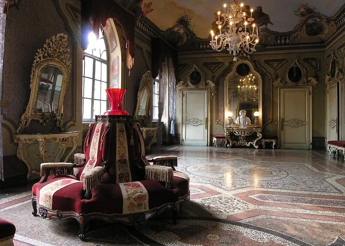 Castello Sannazzaro B&B